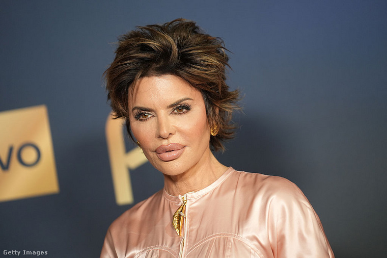 Lisa Rinna&nbsp;A színésznő bevallotta, hogy szülés utáni depressziója során sötét gondolatok is gyötörték