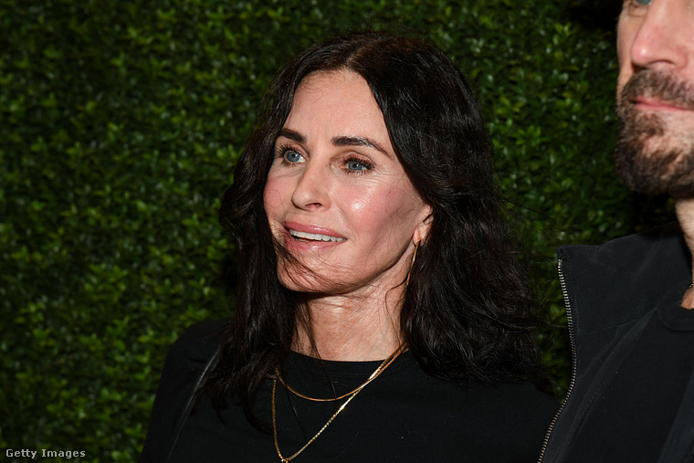 Courteney Cox&nbsp;A Jóbarátok sztárja hat hónapon át küzdött depresszióval, amely alatt öngyilkossági gondolatai is voltak
