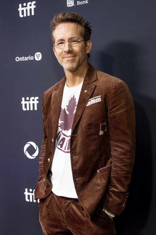 Ryan ReynoldsRyan Reynolds 2008-ban 3:50:22-es idővel teljesítette a New York-i maratont, ahol Michael J