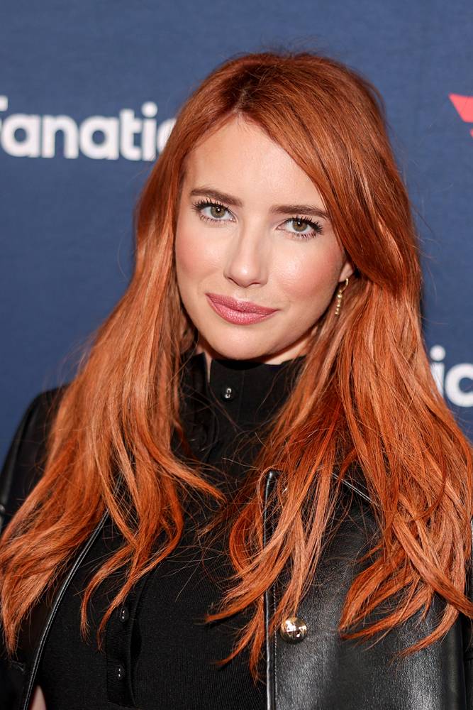 Emma Roberts nagyon bevállalós volt a hajszínváltást illetően, de csodásan áll neki az új frizura. Kép: Christopher Polk/Variety/Getty Images.