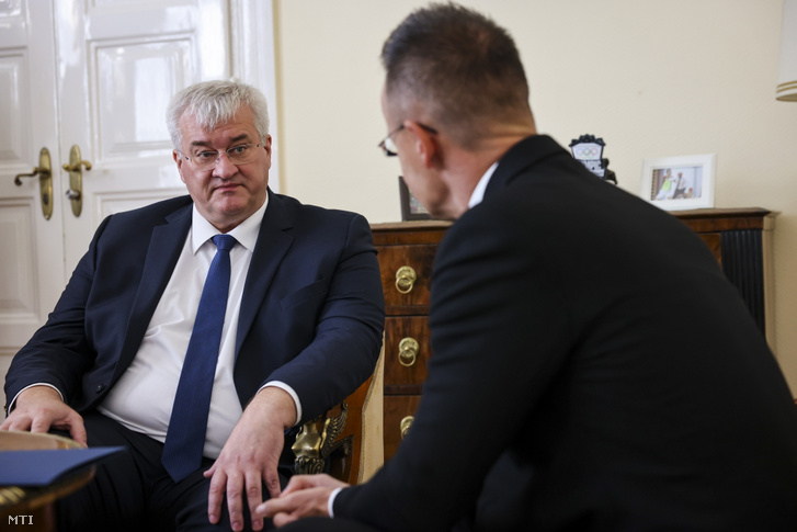 Szijjártó Péter külgazdasági és külügyminiszter fogadja hivatalában Andrij Szibiha ukrán külügyminisztert 2024. szeptember 30-án