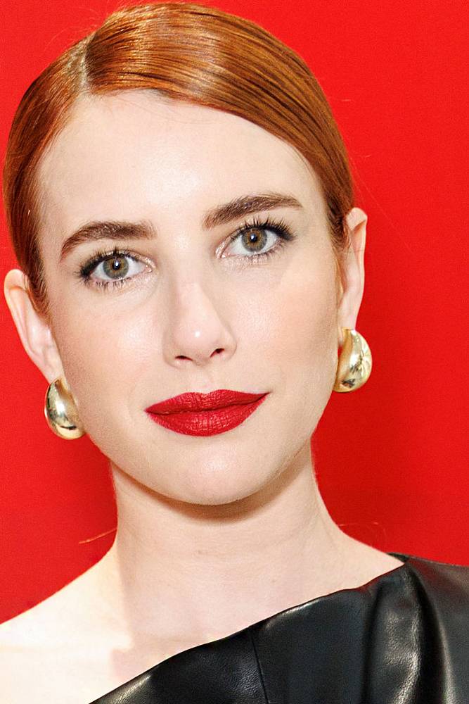 Emma Roberts egészen másként fest vörös frizurával. Kép: Rosdiana Ciaravolo/Getty Images.