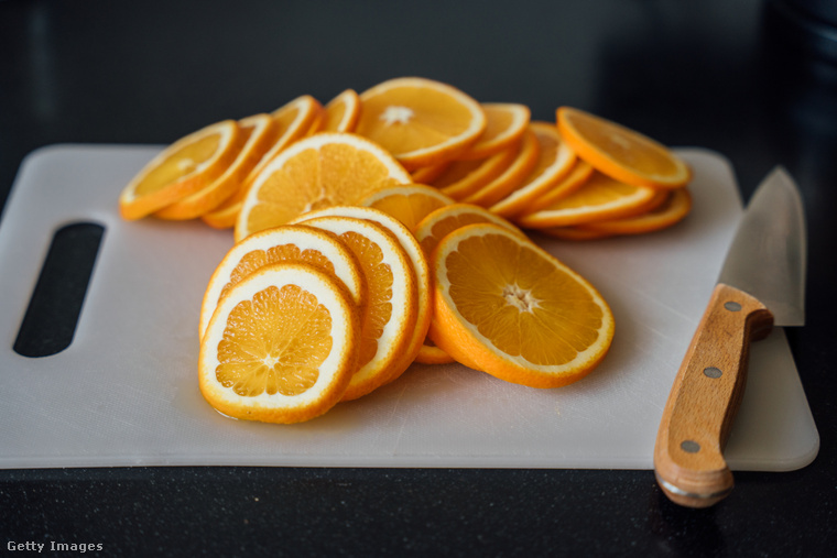 A C-vitamin természetes formában megtalálható többek között a narancsban is. (Illusztráció: Getty Images)