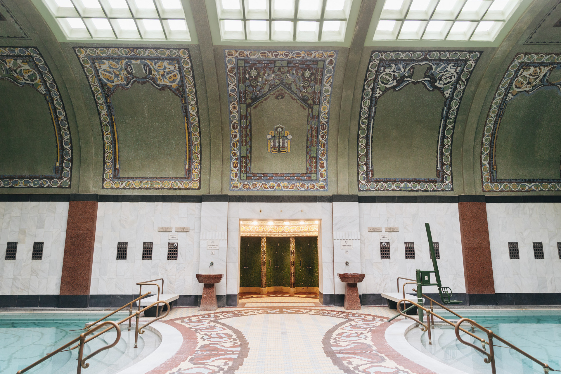 gellert furdo utolso nap 20250930 majorkata-17