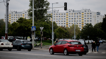 Történelmi rekord előtt pihent meg a hitelpiac, az Otthon Start miatt borult minden
