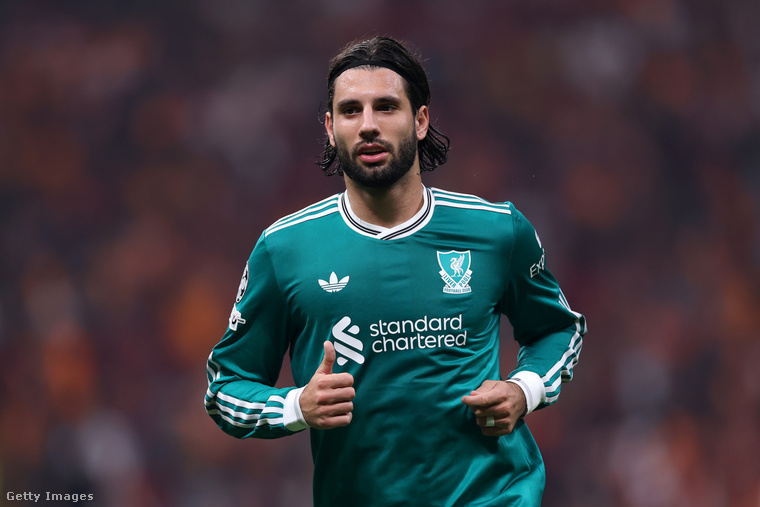 A Liverpool FC játékosai nemcsak a pályán bizonyítanak hétről hétre, hanem a stílusukkal és a kisugárzásukkal is leveszik a rajongókat a lábukról
