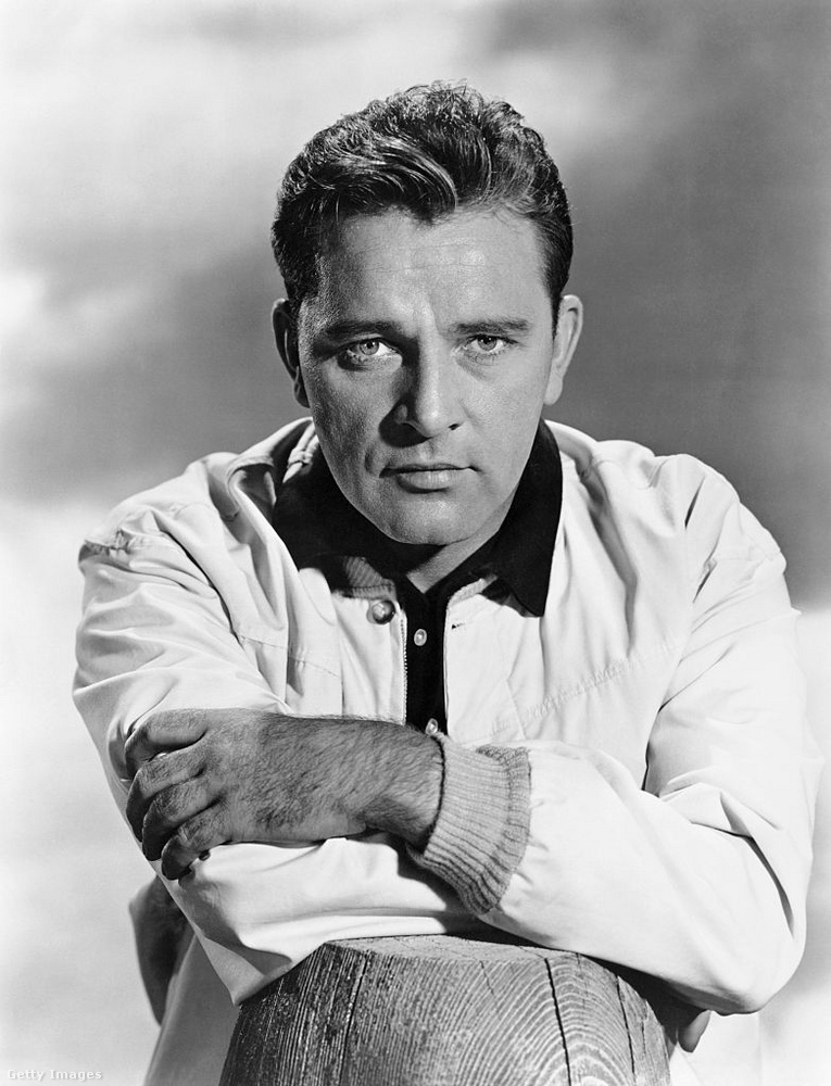 Richard Burton&nbsp;Bond írója, Ian Fleming maga is Burtonben látta az ideális ügynököt, a színész azonban nem hitt a koncepcióban