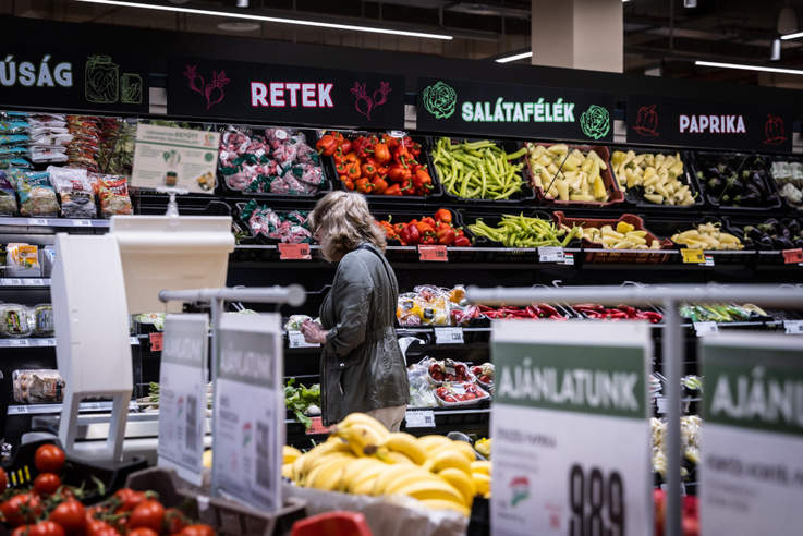 Ruff Bálint benyújtotta a törvényjavaslatot, még idén megszűnhet az árrésstop