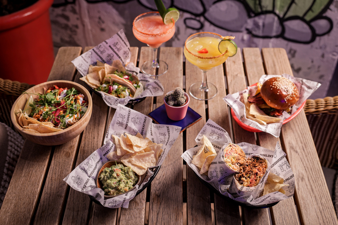 taco-pop-up-bar-20221214-szabo-gabor-033