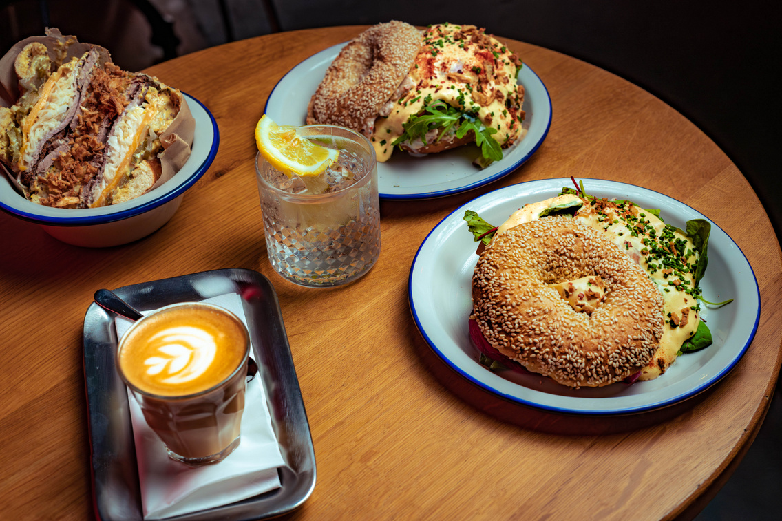 heavy-wömbat-bagel-brunch