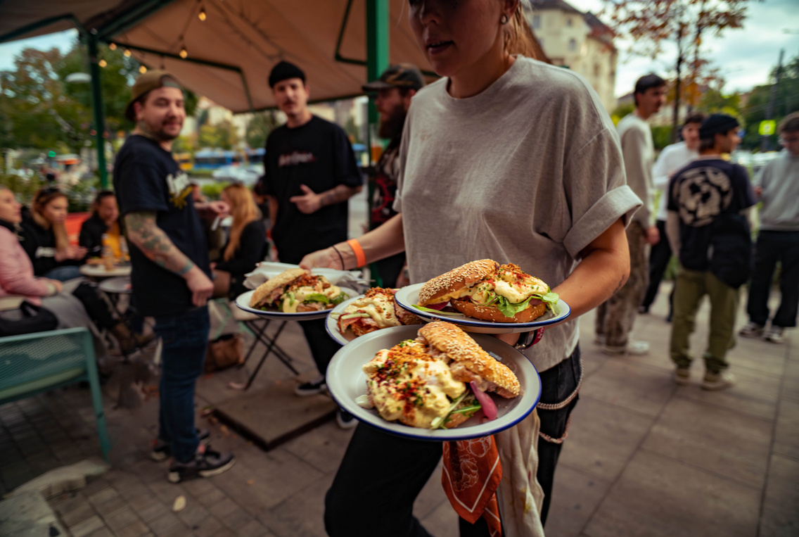 heavy-wömbat-bagel-brunch-5