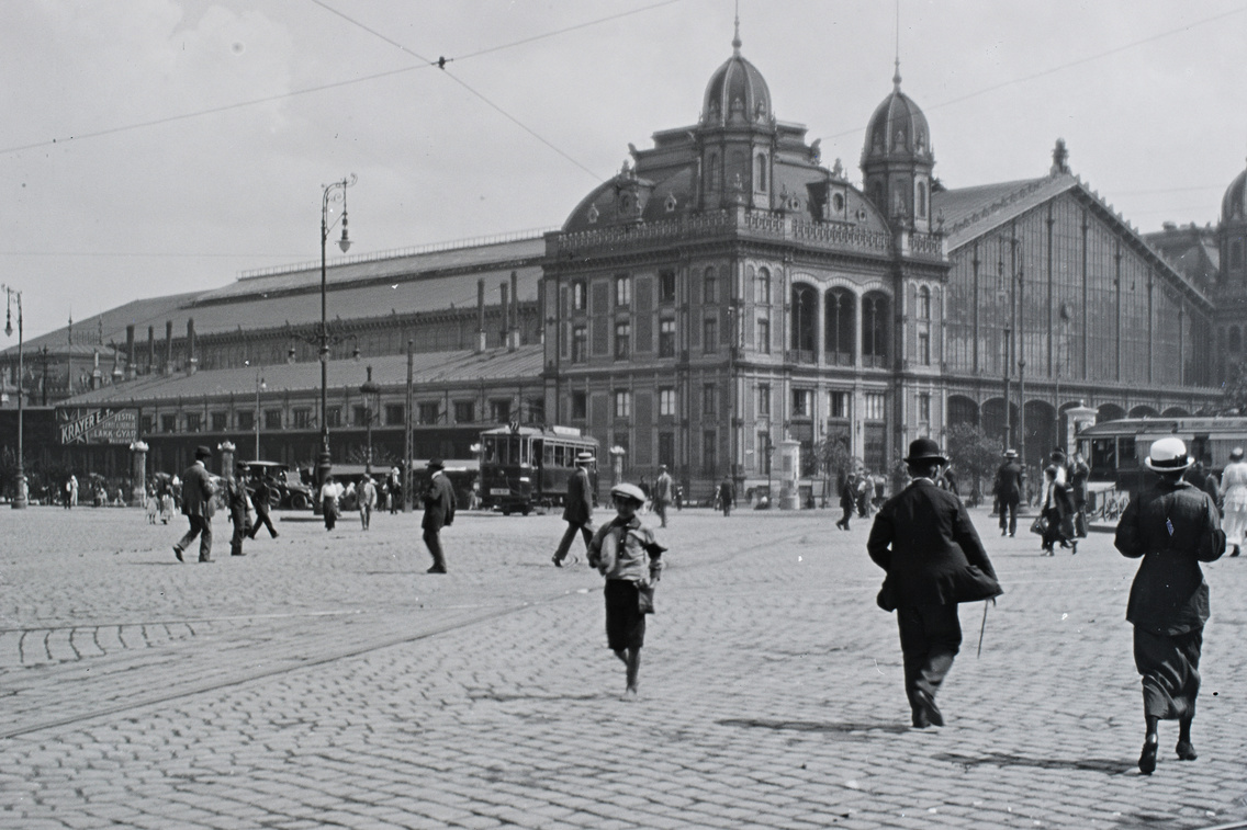 Nyugati (Berlini) tér, Nyugati pályaudvar, 1917
