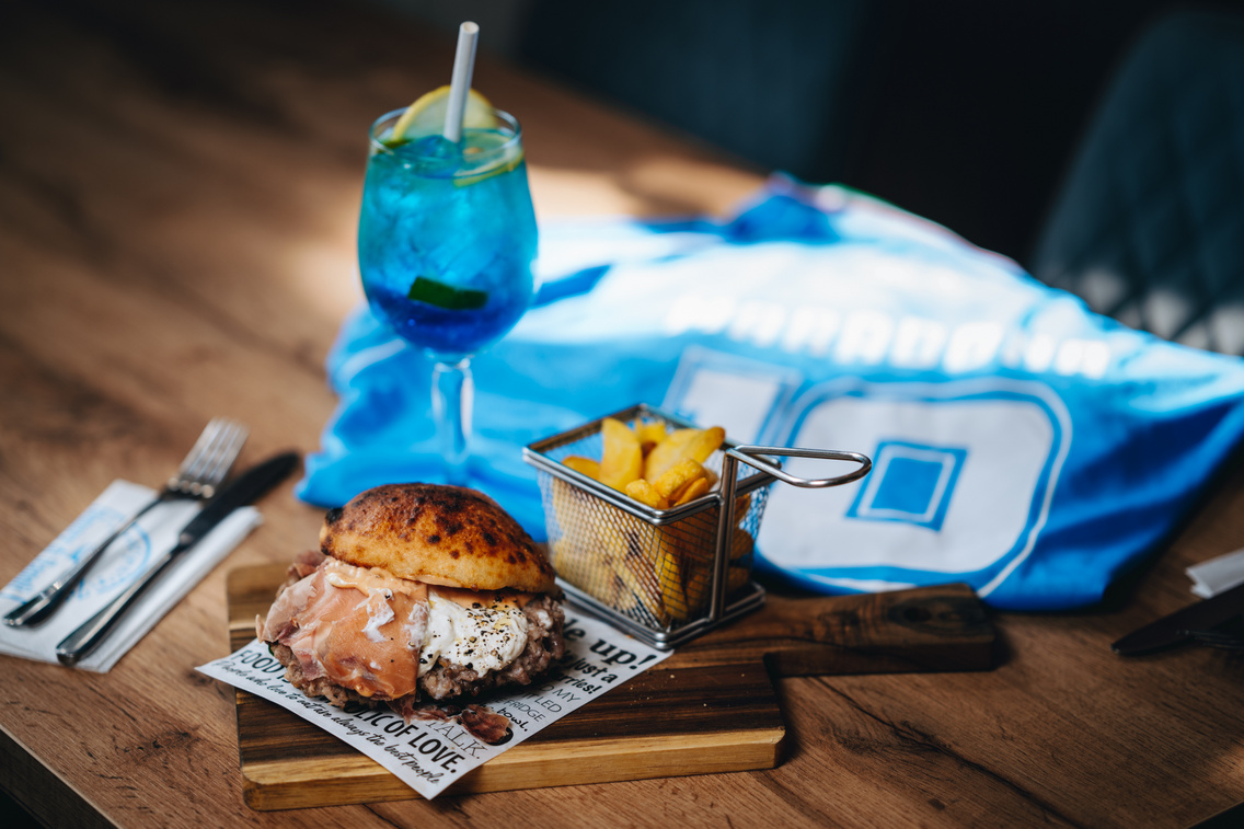 Italo Smash Burger, mellé Maradona Spritz