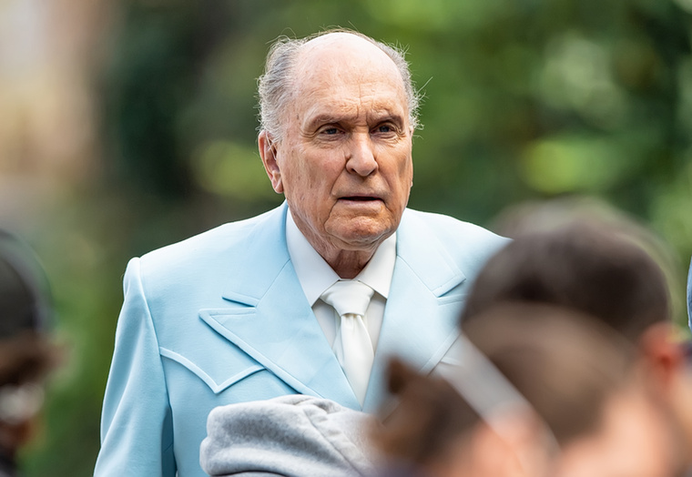 Robert DuvallA 94 éves színész az első szerepét a Ne bántsátok a feketerigót! című klasszikusban kapta, ahol Boo Radley-t alakította – kevés jelenetben, mégis felejthetetlenül