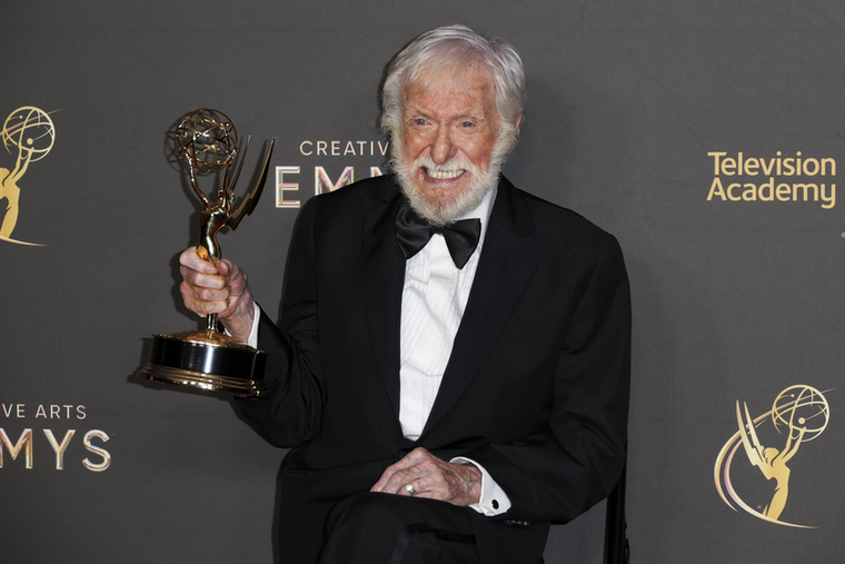Dick Van DykeDick Van Dyke, aki most 99 éves, 2025