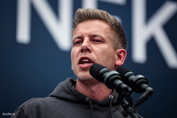 Magyar Péter 2025. április 13-án