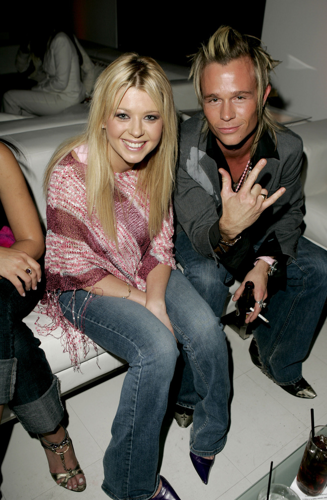 Tara Reid és Dean May2016-ban Tara Reid és Dean May szerepeltek a Marriage Boot Camp: Reality Stars című műsorban, ahol a nézők úgy hitték, egy valódi alkotnak