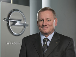 Peter C. Küspert, korábban a Daimlernél a Smart és Maybach márkákért felelt