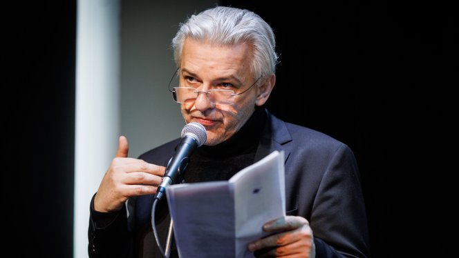 Alföldi Róbert: Nem csak Vidnyánszky a kérdés, a teljes Nemzeti Színházat át kell világítani
