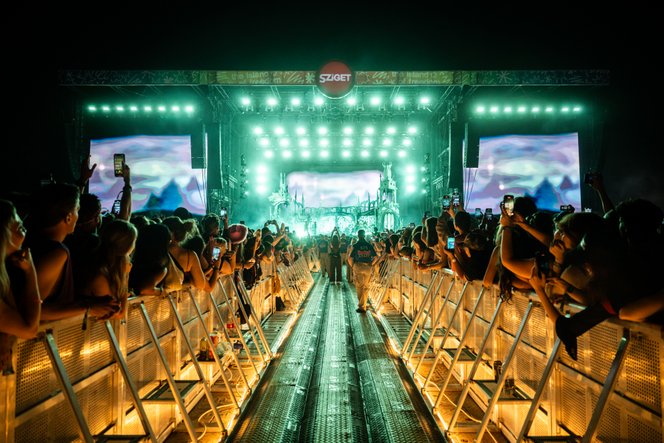 Így leshet be ön is a kulisszák mögé az idei Sziget Fesztiválon