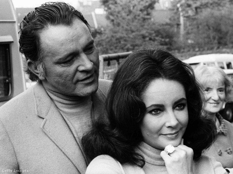 A Krupp gyémánt Elizabeth Taylor ujján. (Fotó: Getty Images)