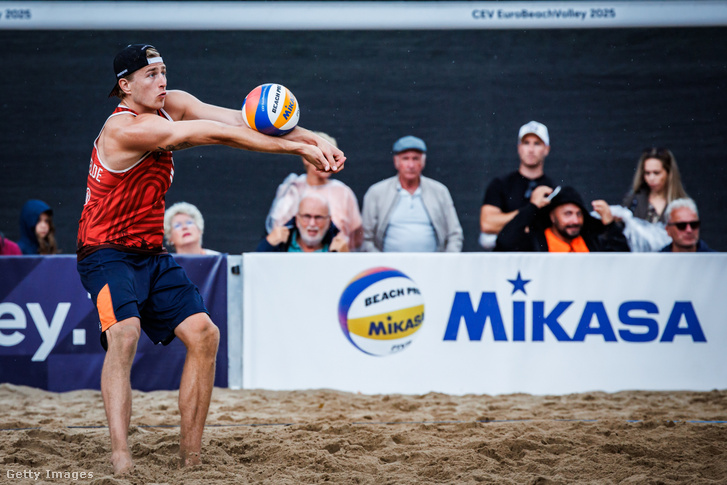 Steven van de Velde 2018-ban folytatta sportkarrierjét, amelyre azóta folyamatos árnyékot vet korábbi tette