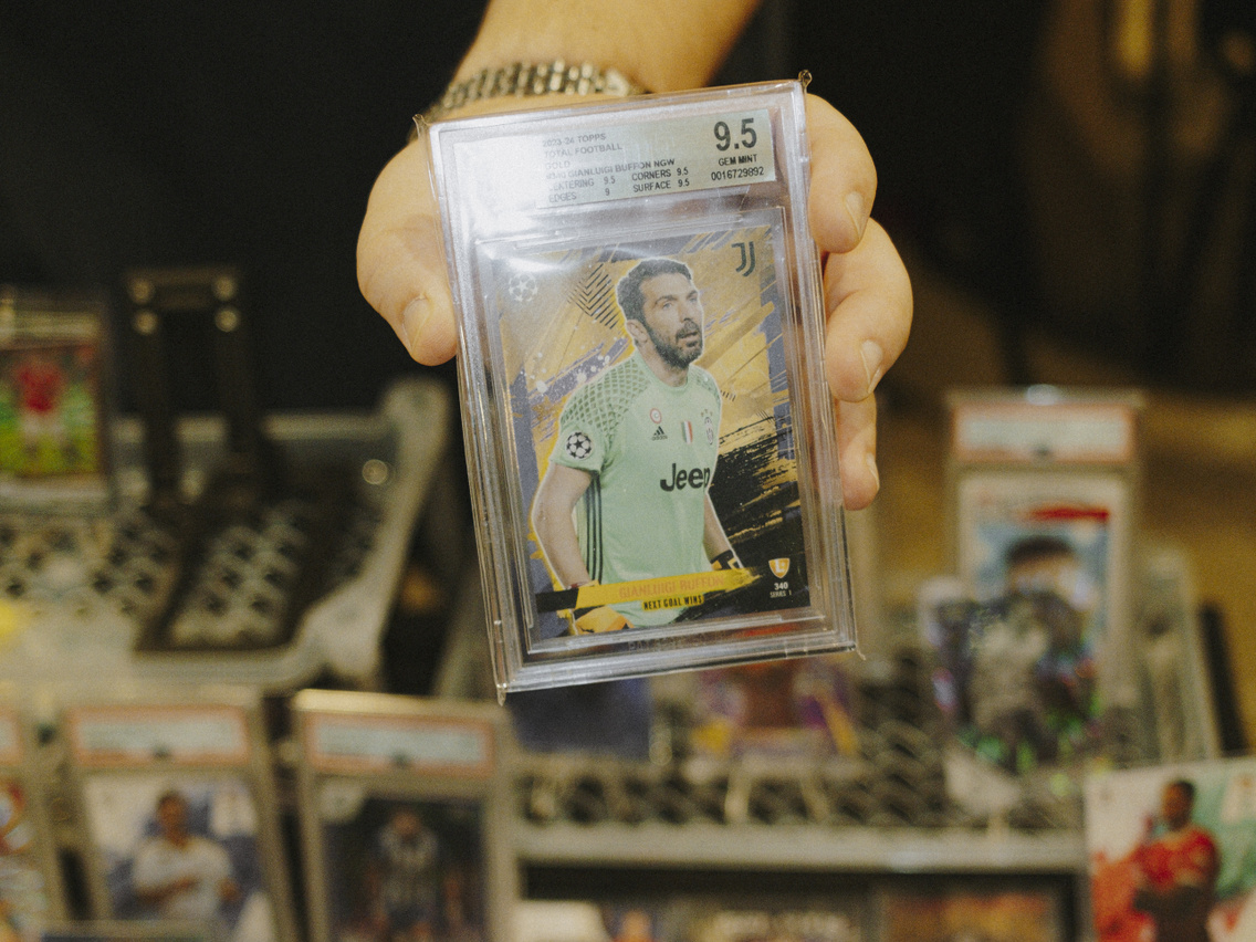 2024.11.09CARDSHOW (36 of 118) (1)