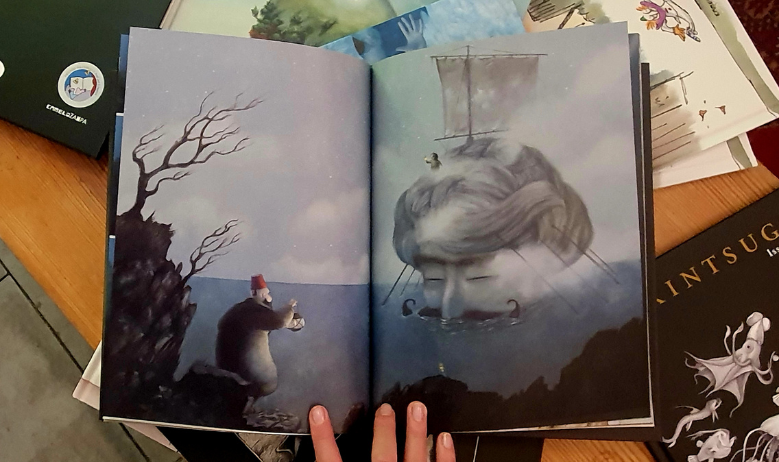 silent book (3)
