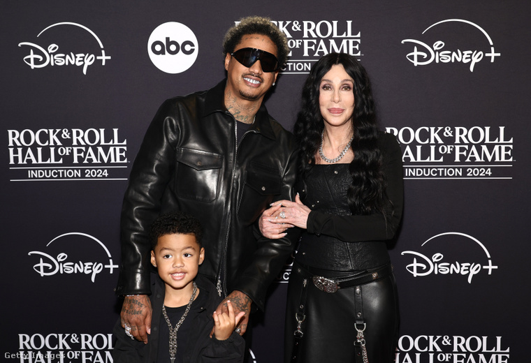 Cher, Alexander Edwards és Slash. (Fotó: Getty Images)