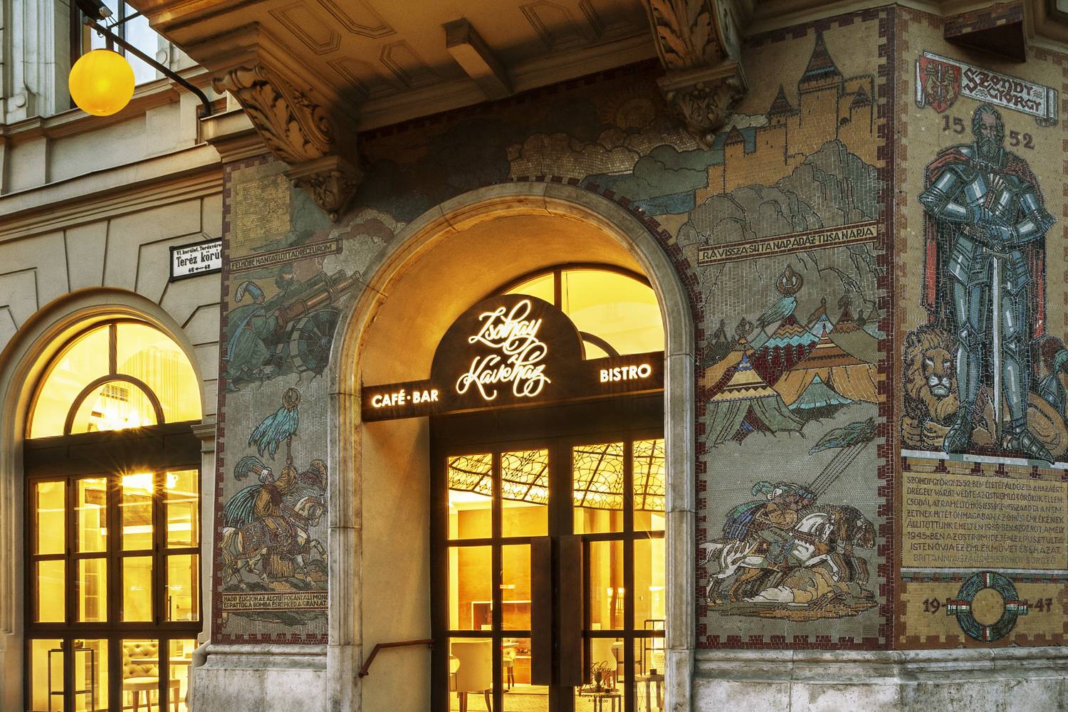 radisson-blu-budapest-beke-hotel-szalloda-zsolnay-kavehaz-1