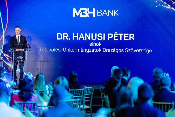 Dr. Hanusi Péter