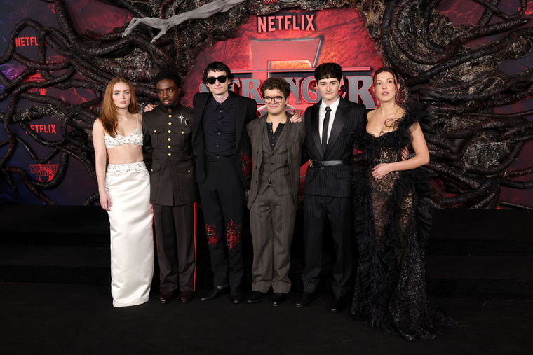 A Stranger Things mérföldkőhöz érkezett: tegnap tartották az utolsó évad bemutatóját, amivel lezárult egy korszak