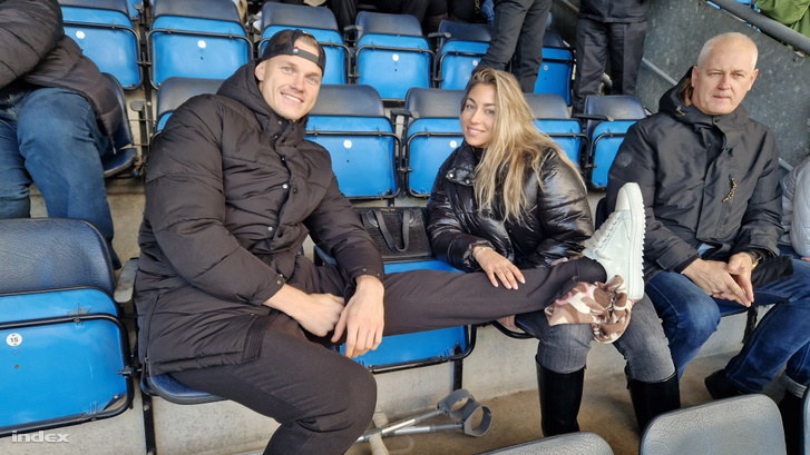 Tóth Balázs, barátnője és édesapja