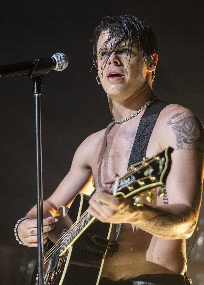 Yungblud – 2,9 millió fontA 24