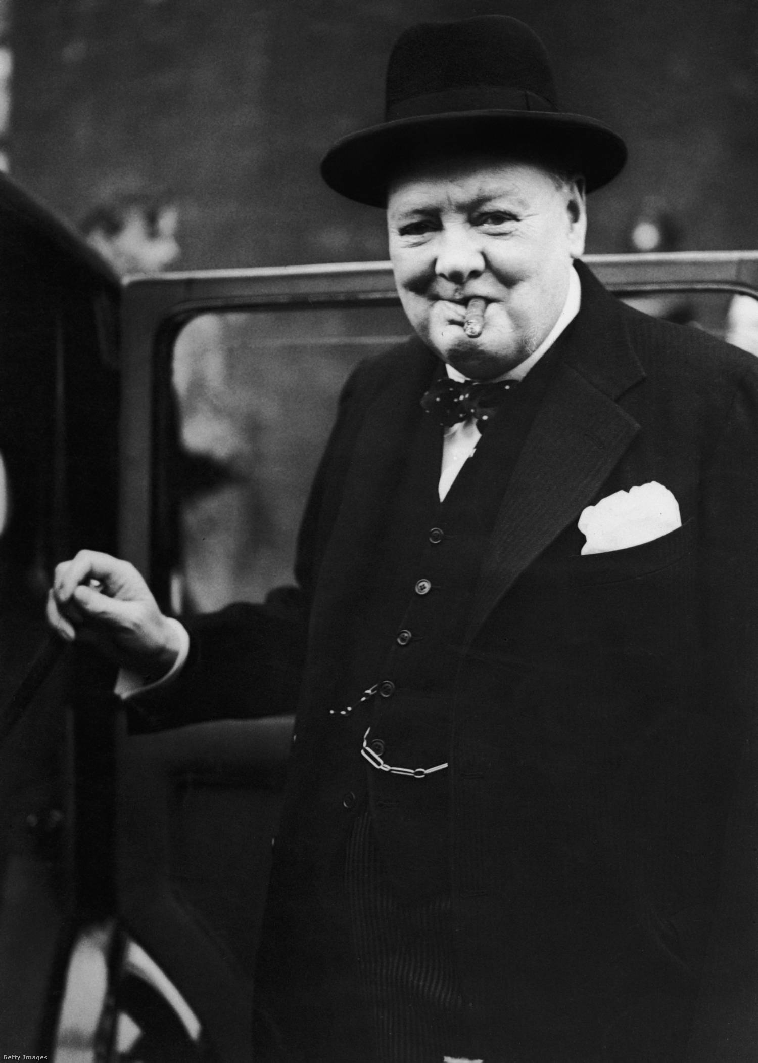 Winston Churchill irodalmi Nobel-díjas író, brit politikus és történész, az Egyesült Királyság egykori miniszterelnökének születését 1875 januárjára várták szülei. Ám ő már előző év novemberében megérkezett.