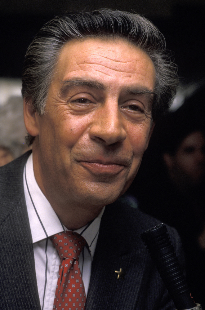 Jerry OrbachJerry Orbach Baby apját, Jake Housemant alakította a filmben, de már az 1950-es évektől sikeres színész volt Broadway-n és a filmekben