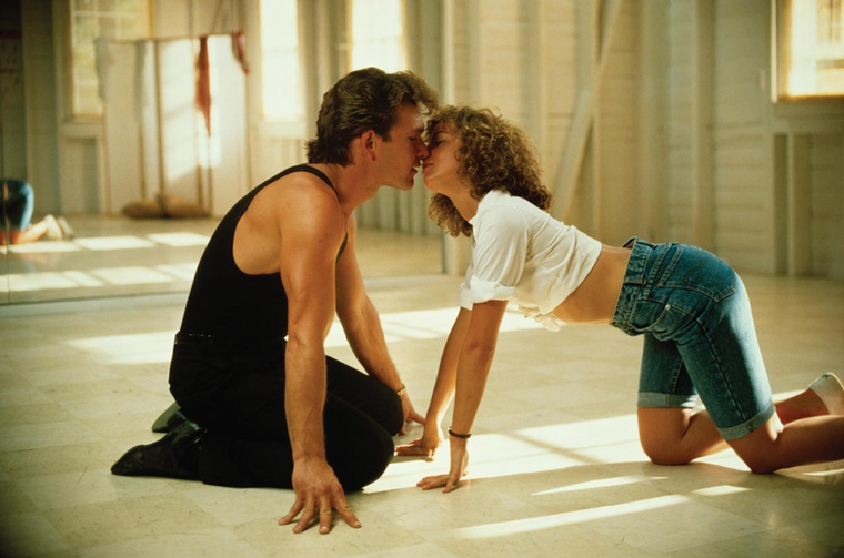 A Dirty Dancing ikonikus mondatai, zenéje és táncjelenetei máig felejthetetlenek
