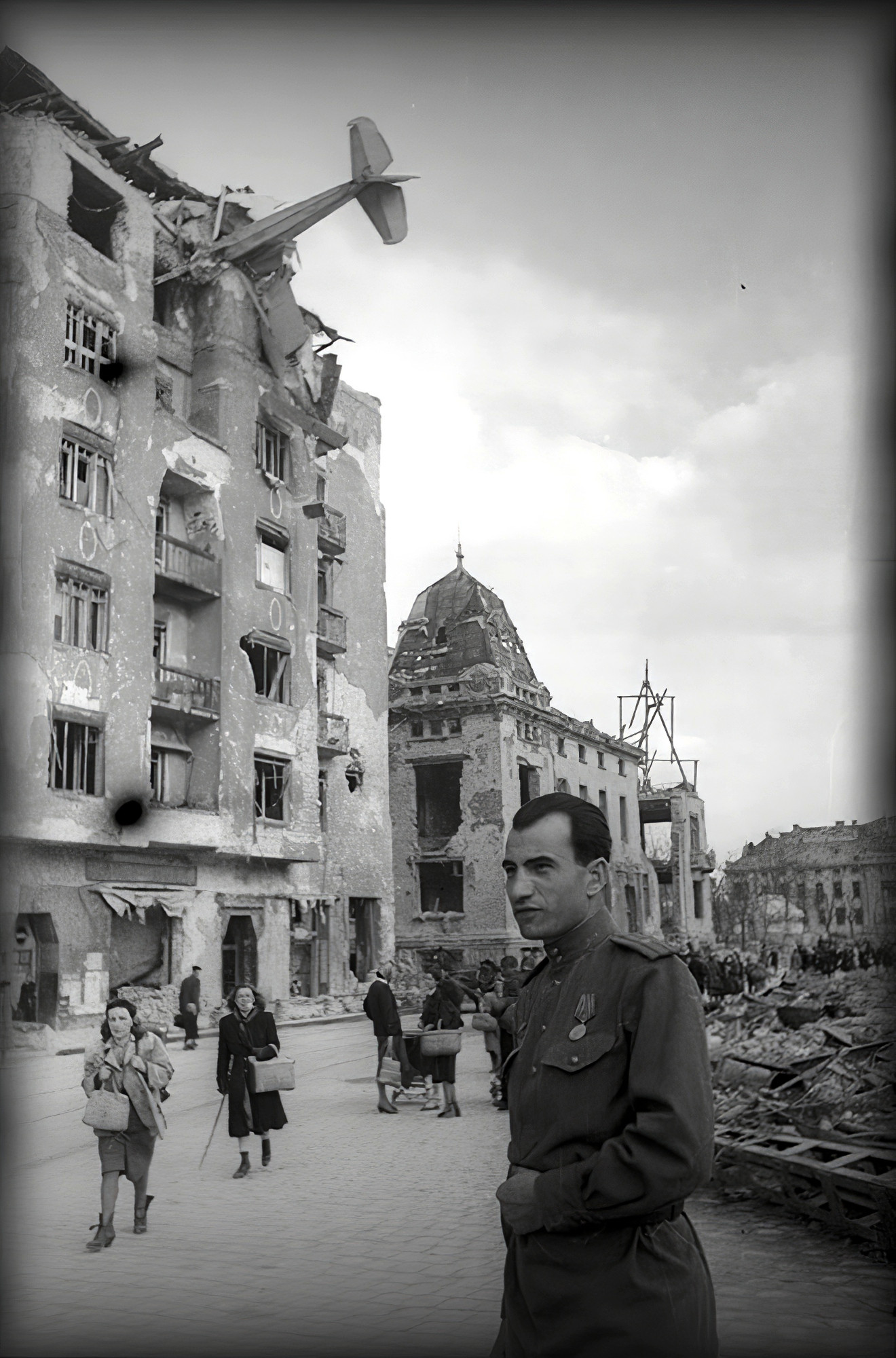 attila ut 35 repulo fortepan voroshadsereg 04