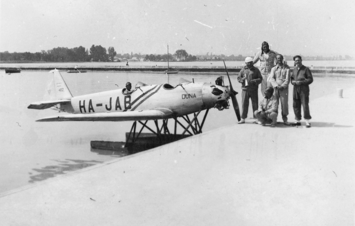 Kiliti / Vilmatelep, Junkers A–50 Junior hidroplán kiképző repülőgép a mólónál, 1930