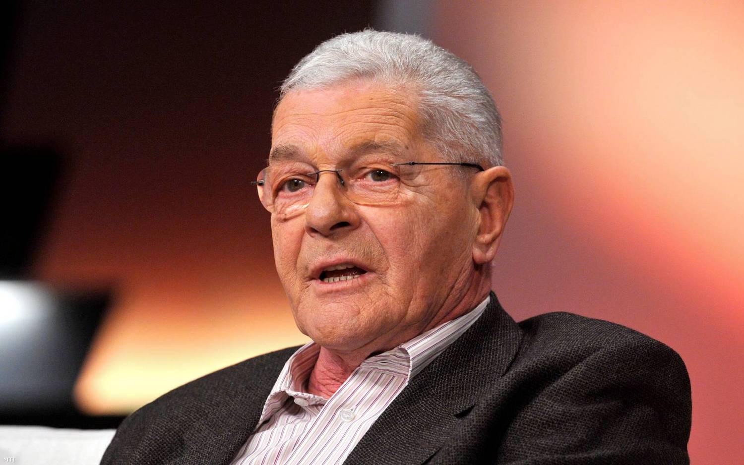 Mécs Károlyra sokan mai napig A kőszívű ember fiaiból emlékeznek, a színész februárban, hosszas betegség után, 89 évesen hunyt el.