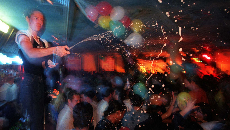 A burzsujok pezsgője