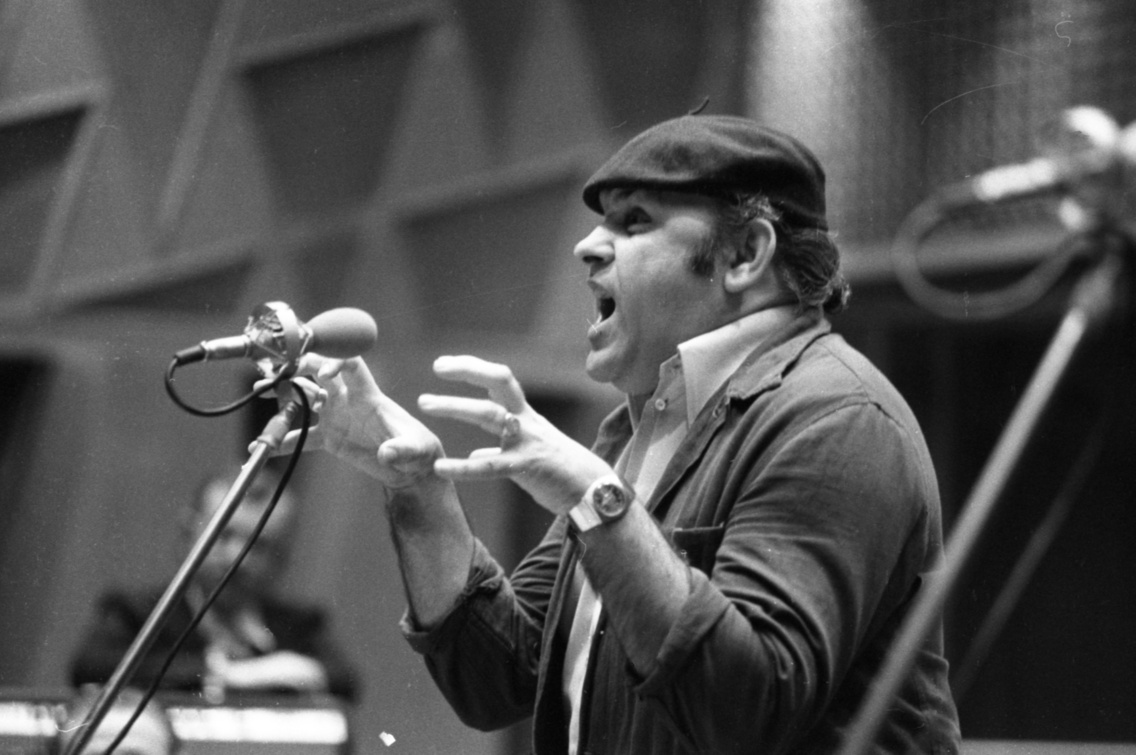 A Magyar Rádió 6-os stúdiója. BÚÉK 1979! A 10 éves Kabarészínház szilveszteri műsora. Hofi Géza humorista, 1978