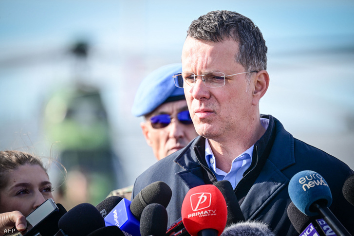 Ionut Mosteanu román védelmi miniszter 2025. november 25-én