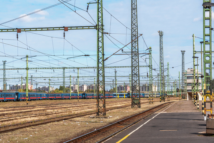 A szolnoki vasútállomás ma