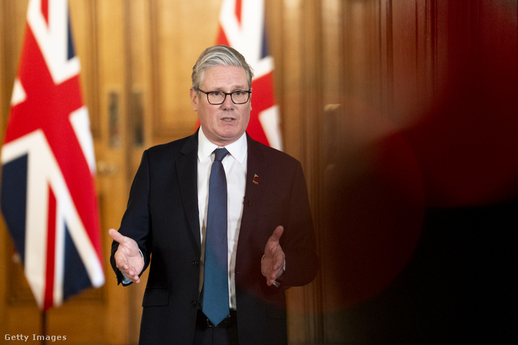 Keir Starmer brit miniszterelnök 2025. november 3-án Londonban, Angliában