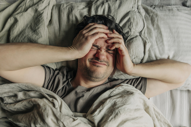 Az alvás halogatásaTalán nem túlzás kijelenti, hogy az alvás halogatását minden ember csinálta már az életében, hogy egy kicsit ki tudják élvezni a magukra maradt időt