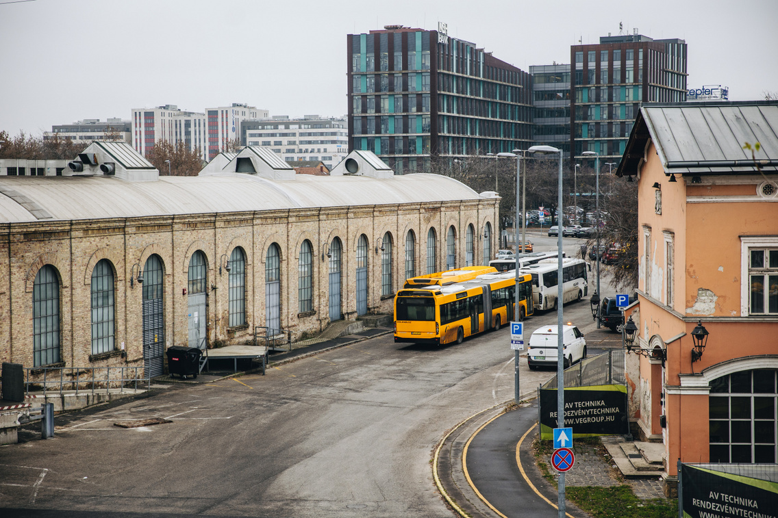 lovasuti indohaz 251202 major kata-19