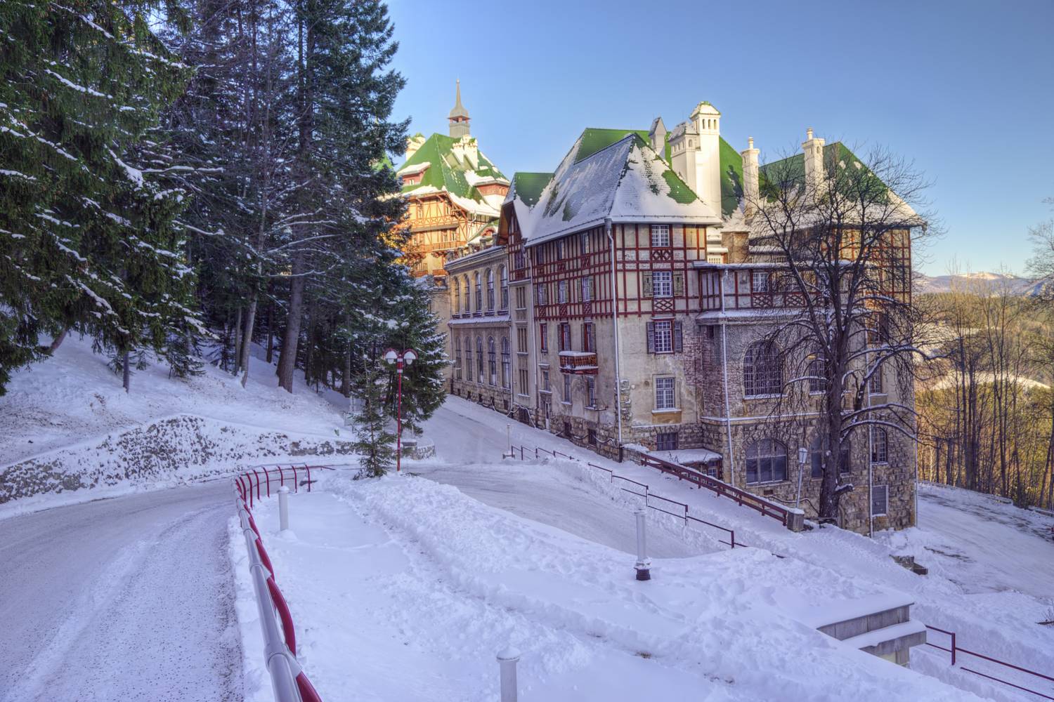 Suedbahnhotel Semmering.