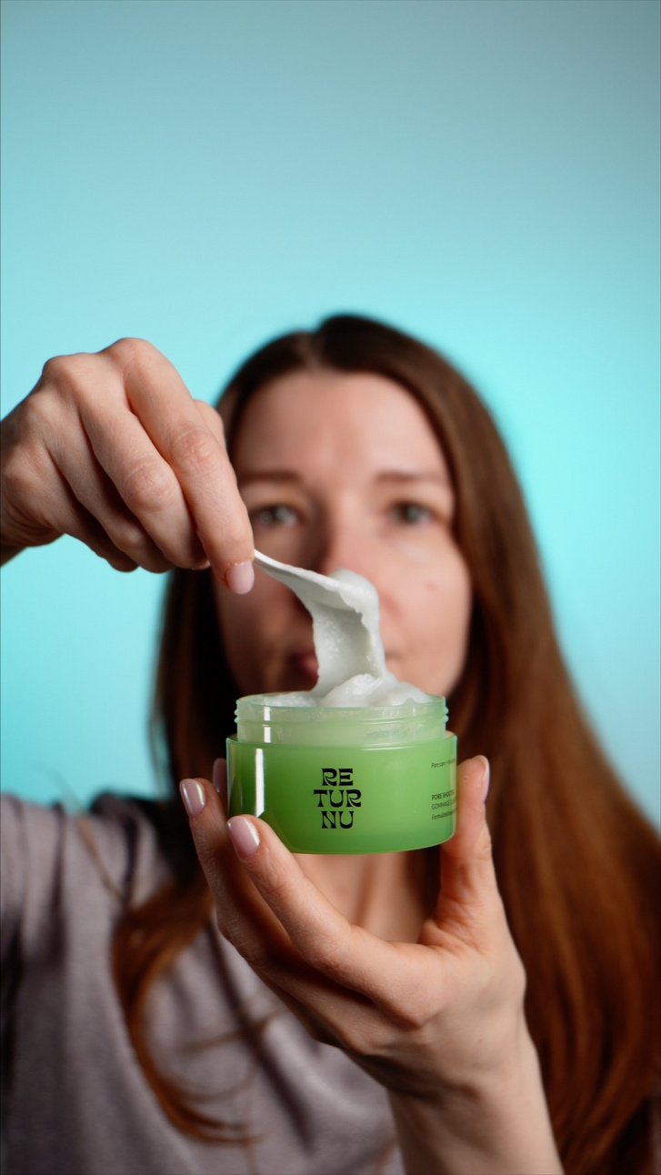 Kiss Dorottya Zsóka, a Skinexpresso alapítója maga is kipróbálja a termékeket, mielőtt azok forgalomba kerülnének