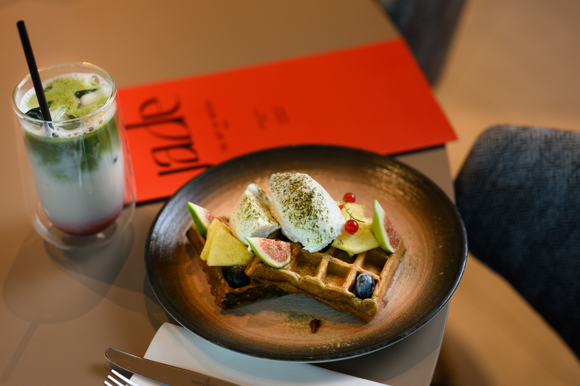 Leon Cafe etel-039